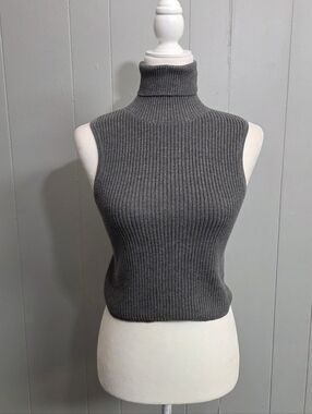 Olivaceous Turtleneck Knit Crop Tank Top Size M